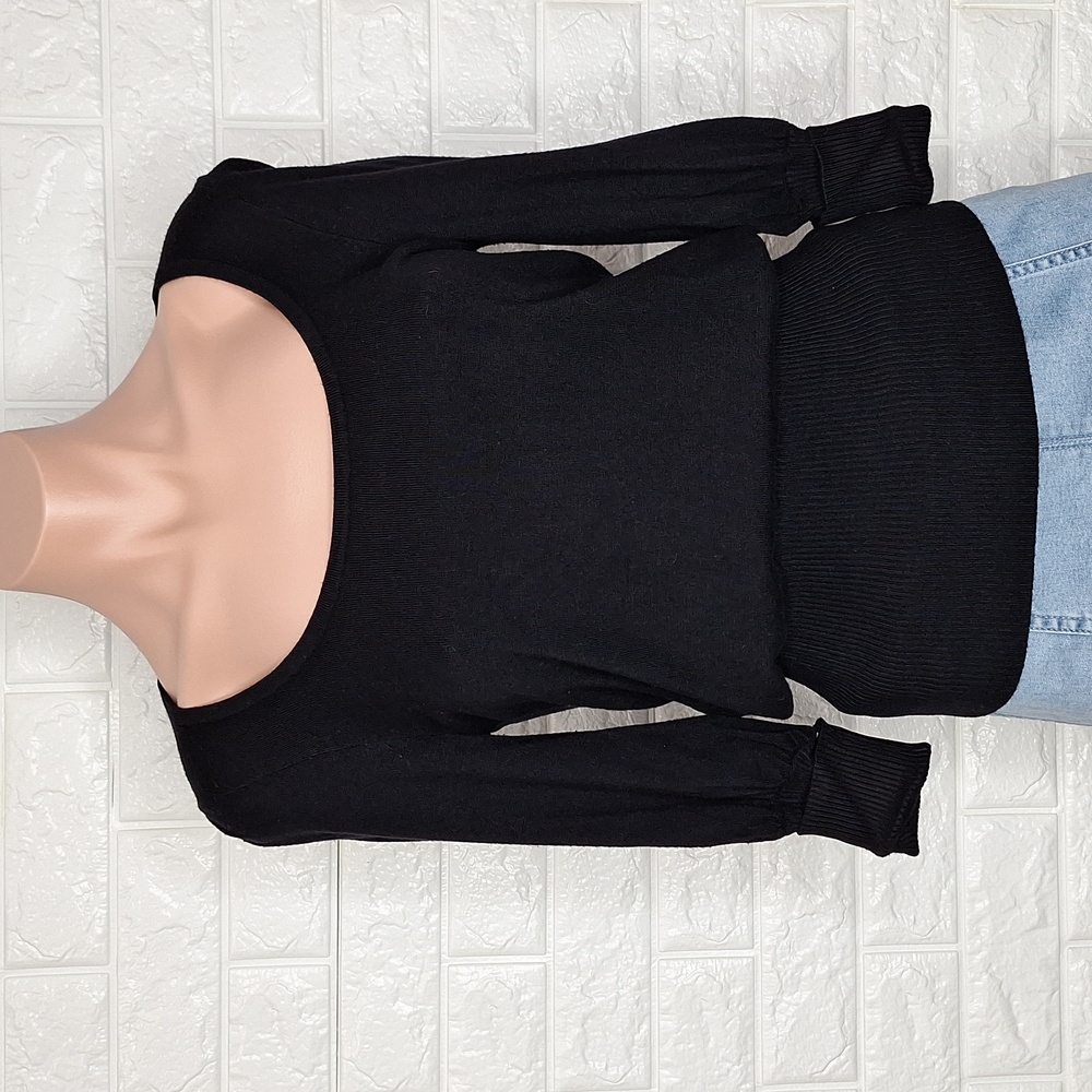 EXPRESS Black Super Soft Scoop Neck 3/4 Sleeve Knit Sweater